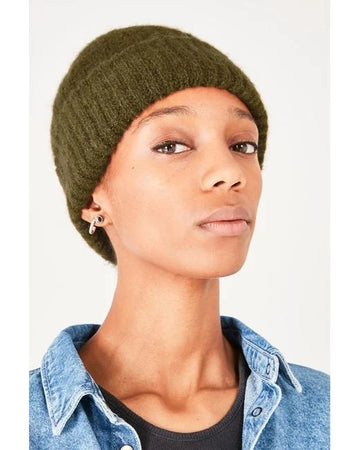 Lined skull cap beanie